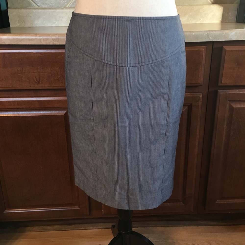 Banana Republic Stretch Skirt With Pockets